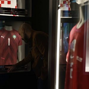 ياسين بونو يجاور كبار متحف أساطير كرة القدم في مدريد