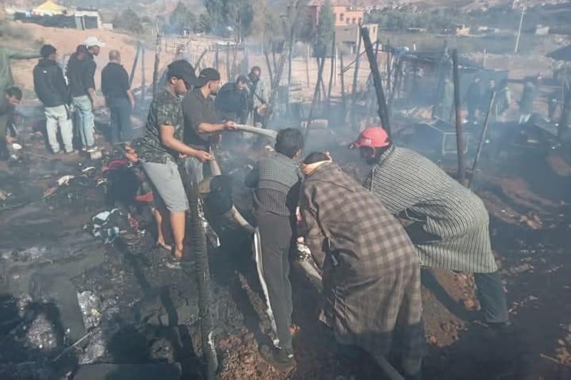 رصيف الصحافة: حريق يخلف خسائر في مخيم للمتضررين من "زلزال الحوز"