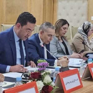 مجلس جهة الشرق يناقش فك العزلة