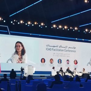 خبراء يدعمون النقل الجوي للاجئين