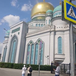 "مسجد موسكو الكبير".. حارس الهوية الإسلامية في قلب الأرض الروسية