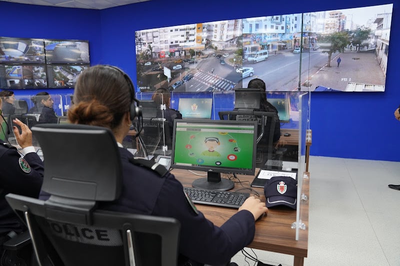 انتشار فيديوهات السرقة والاعتداءات يرفع مطالب تعزيز الأمن وكاميرات المراقبة