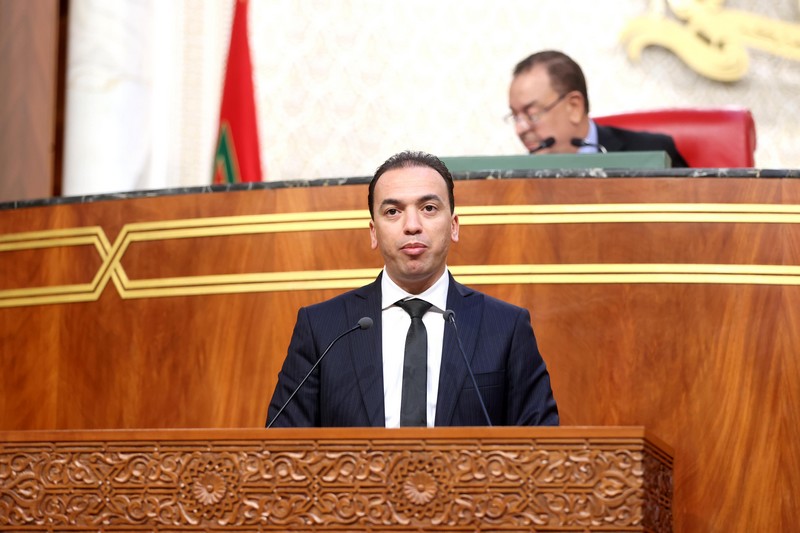 الحكومة تشيد بدور المجتمع المدني