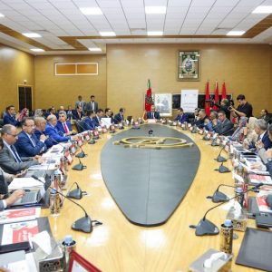 زيدان يبرز أهمية الاستثمار بجهة الداخلة