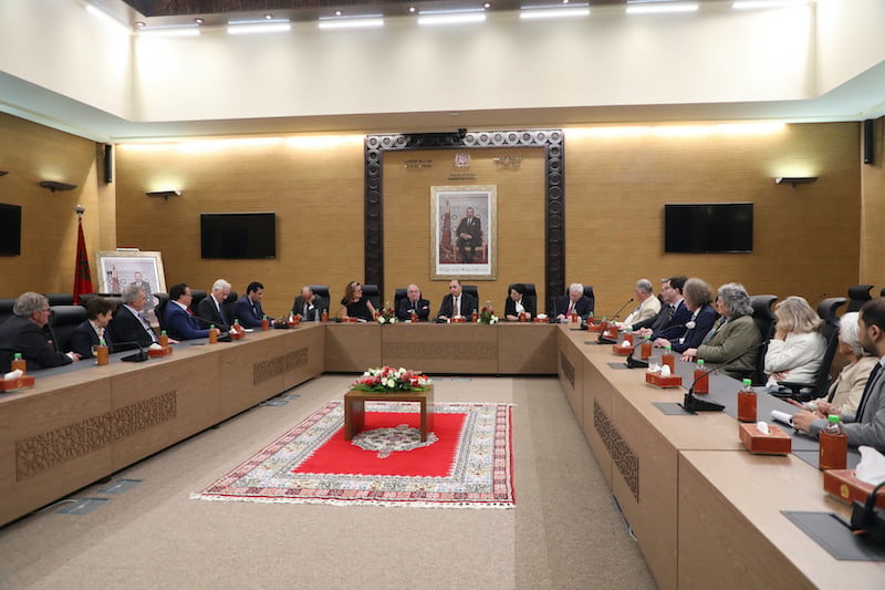 تبادل الخبرات بين الموثقين المغاربة والدوليين في لقاء مع وزير العدل