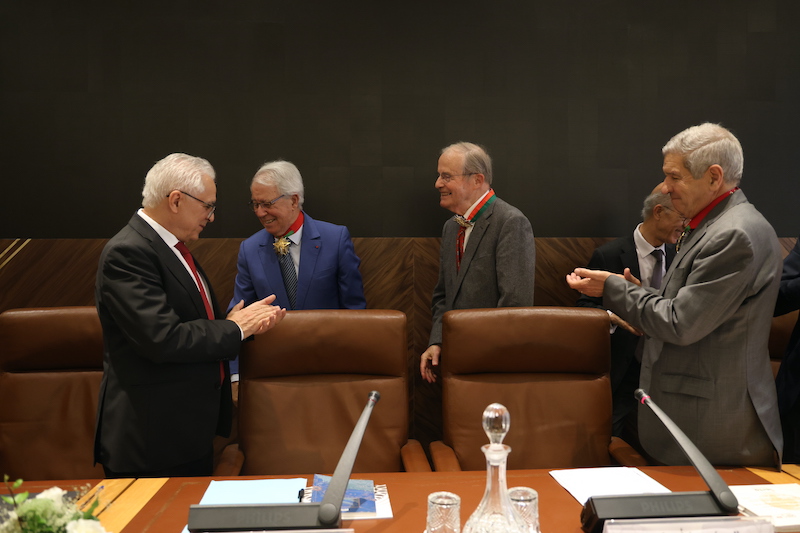 خمسة أعضاء جدد يلقون "دروس التنصيب" بأكاديمية المملكة المغربية