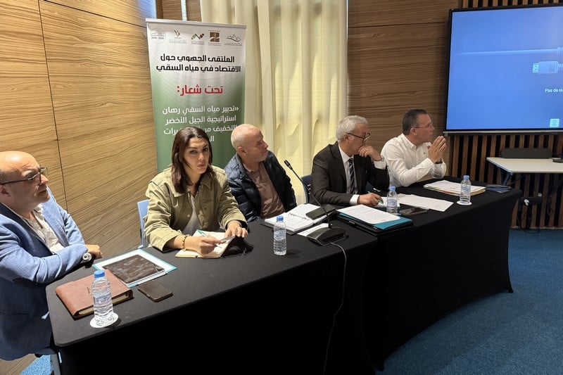 فلاحون يكشفون ضياع كميات كبيرة من مياه السقي في حوض اللوكوس