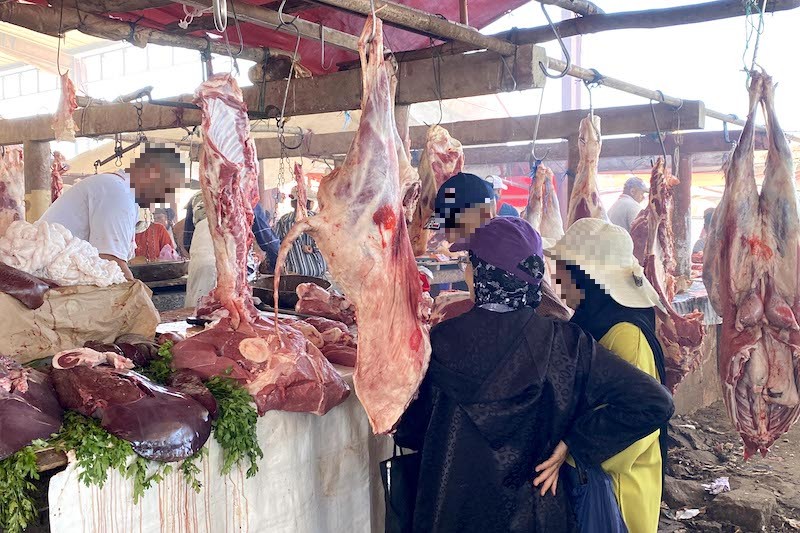 سجالات ترافق التهافت على شراء اللحوم بعد إلغاء شعيرة النحر بالمغرب