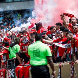 فيفا يغرم الوداد بسبب سلوك الأنصار