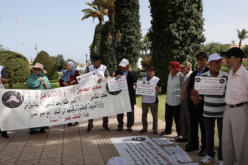 الأساتذة "ضحايا النظامين"