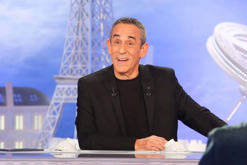 رحيل تييري أرديسون .. أحد أبرز وجوه الإعلام الفرنسي عن 76 عاماً
