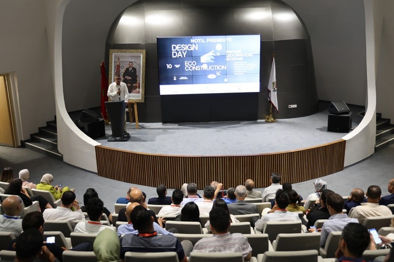 النواصر تحفز نقاشات الخبراء بشأن البناء الإيكولوجي وتكوينات المستقبل