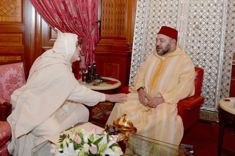 الملك يعزي أسرة الشيخ جمال بودشيش