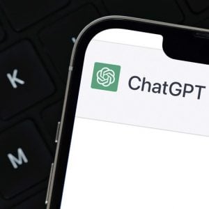 دعوى قضائية ضد ألتمان.. نصيحة طبية من "ChatGPT" تقتل مهندسة صينية
