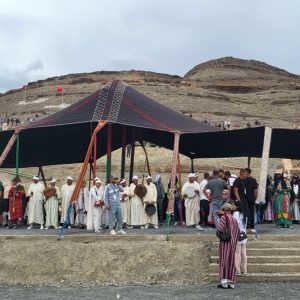 موسم "الخطوبة" يمر في أجواء باردة