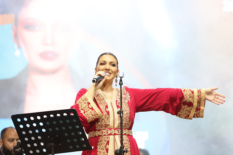 أمسية طربية تجمع لمنور بالجوهر
