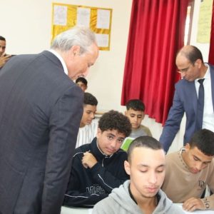 برادة يتفقد مؤسسات تعليمية باشتوكة