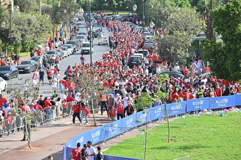 الجمهور يدعم المنتخب الوطني