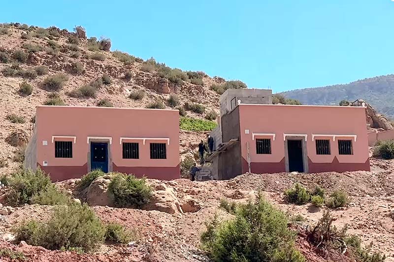 إعادة البناء بمناطق الزلزال