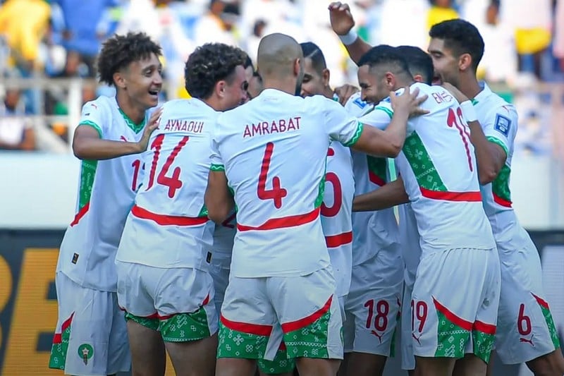 المغرب يهزم زامبيا بثنائية ويحافظ على العلامة الكاملة في التصفيات