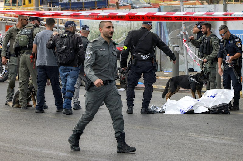 إسرائيل: 6 قتلى في حادث إطلاق نار