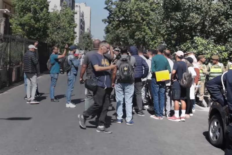 غضب أمام قنصلية إيطاليا بالبيضاء