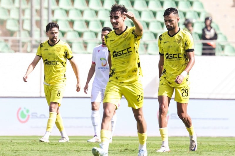 المغرب الفاسي يعود بالفوز من أكادير