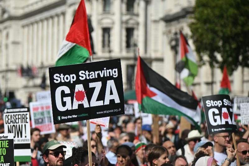 لندن ولشبونة تعترفان اليوم بفلسطين