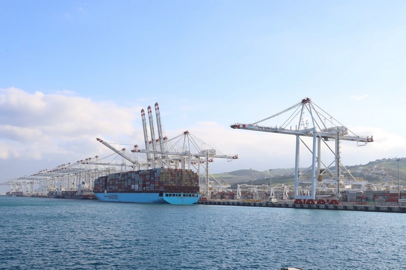 حقوقيون يبلغون عن سفن بالمغرب