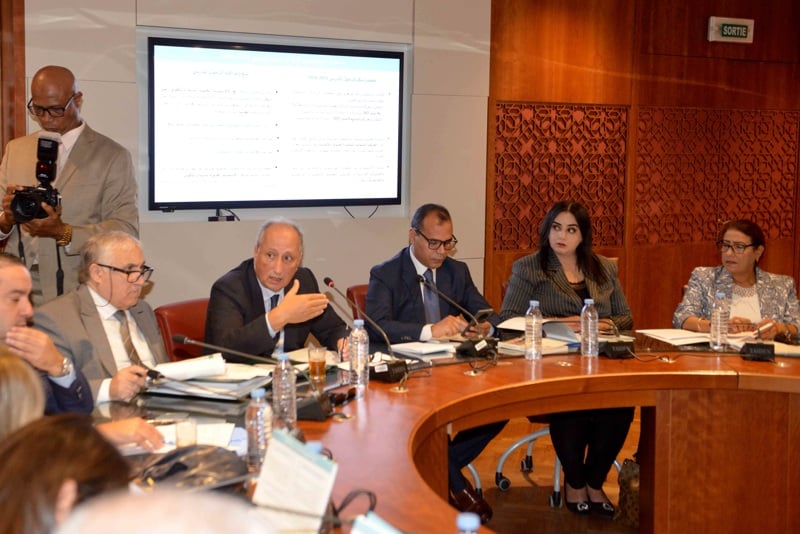 وزارة التربية تكثف جهود مكافحة الهدر المدرسي عبر النقل والدعم المالي