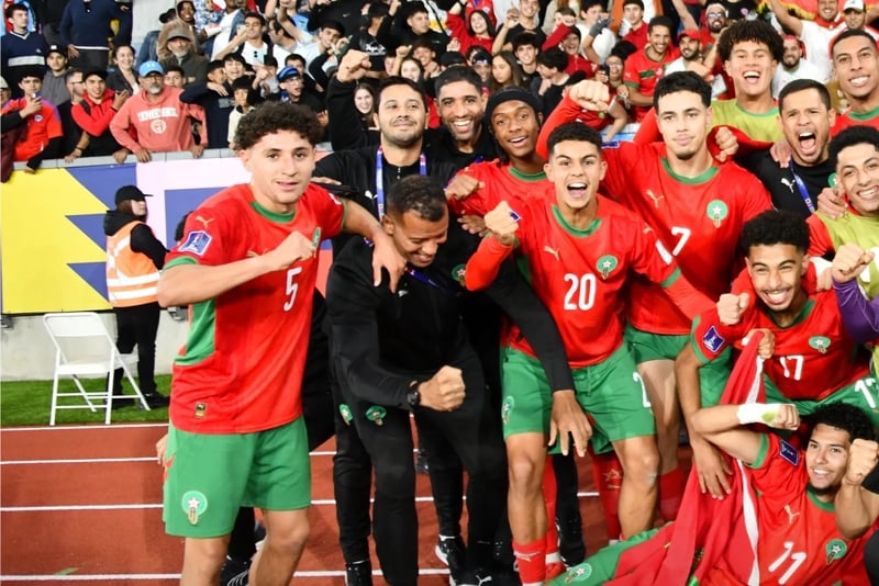 "الأشبال" يرفعون التحدي أمام أمريكا
