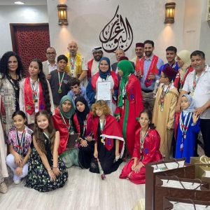 مغاربة الإمارات يكرمون أبطال القراءة
