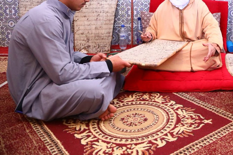 نائب يسائل وضعية عمال التعليم العتيق