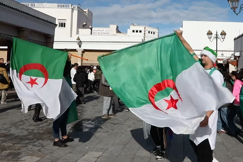 جماهير الجزائر تتمنى نهائيًا أمام المغرب