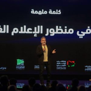 باسم يوسف: صورة العرب عند الآخرين "سيئة" .. وإسرائيل "تغسل الأدمغة"