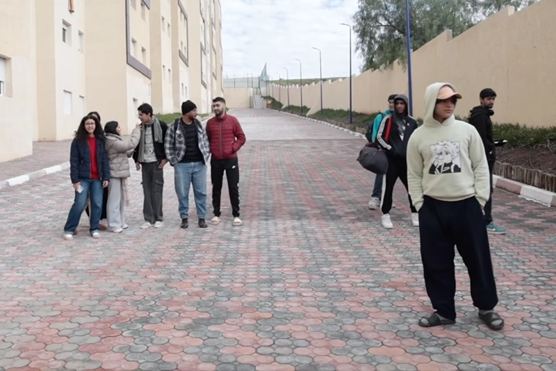 جدل تشققات الحي الجامعي بسطات