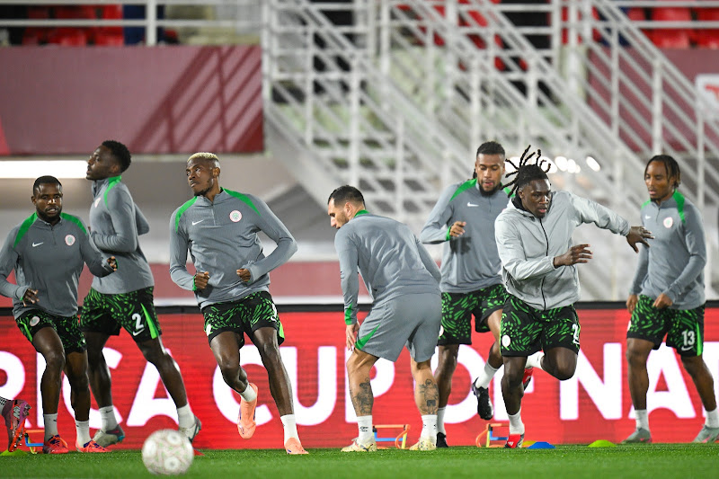 منتخب نيجيريا يخمد غضب اللاعبين