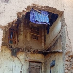 انهيار منزل يقتل شخصا في تزارين