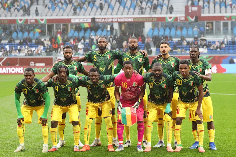 وعد بكأس إفريقيا وجمع الملايين .. توقيف “عراف فيسبوك” في مالي