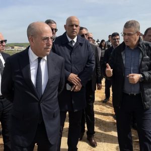 البواري يتفقد أضرار الفيضانات على الفلاحين المتضررين في مناطق اللوكوس