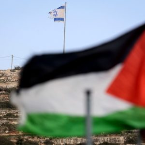 يلينك في "أرض موعودة": دولة فلسطينية بلا أرض.. "كذبة غير معلنة"