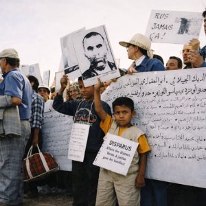 صلاح الوديع يمزج بين الشهادة الأدبية والذاكرة السياسية في "سيرة ميموزا"