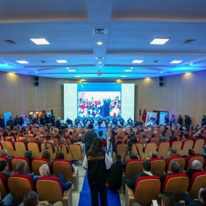 حزب "الأحرار" يشيد بموقع الجالية المغربية في الرؤية الملكية للتنمية
