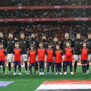 منتدى يدين "الكراهية في الملاعب"