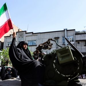 طهران ترفض الحرمان من حق النووي
