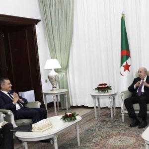 فرنسا تفتح ملفات العقارات المنهوبة.. والجزائر تبحث عن مخرجٍ من الضغوط