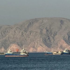 إيران تعلن عبور 28 سفينة مضيق هرمز