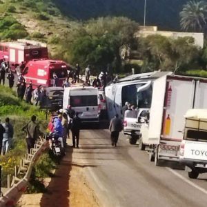 قتلى وجرحى في حادثة انقلاب حافلة