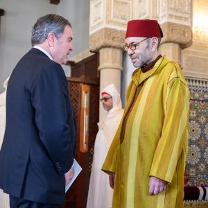 الملك محمد السادس يستقبل بالرباط عددا من السفراء الأجانب