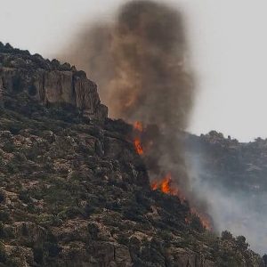 "حريق أنفك" يستنفر الجهود بأزيلال